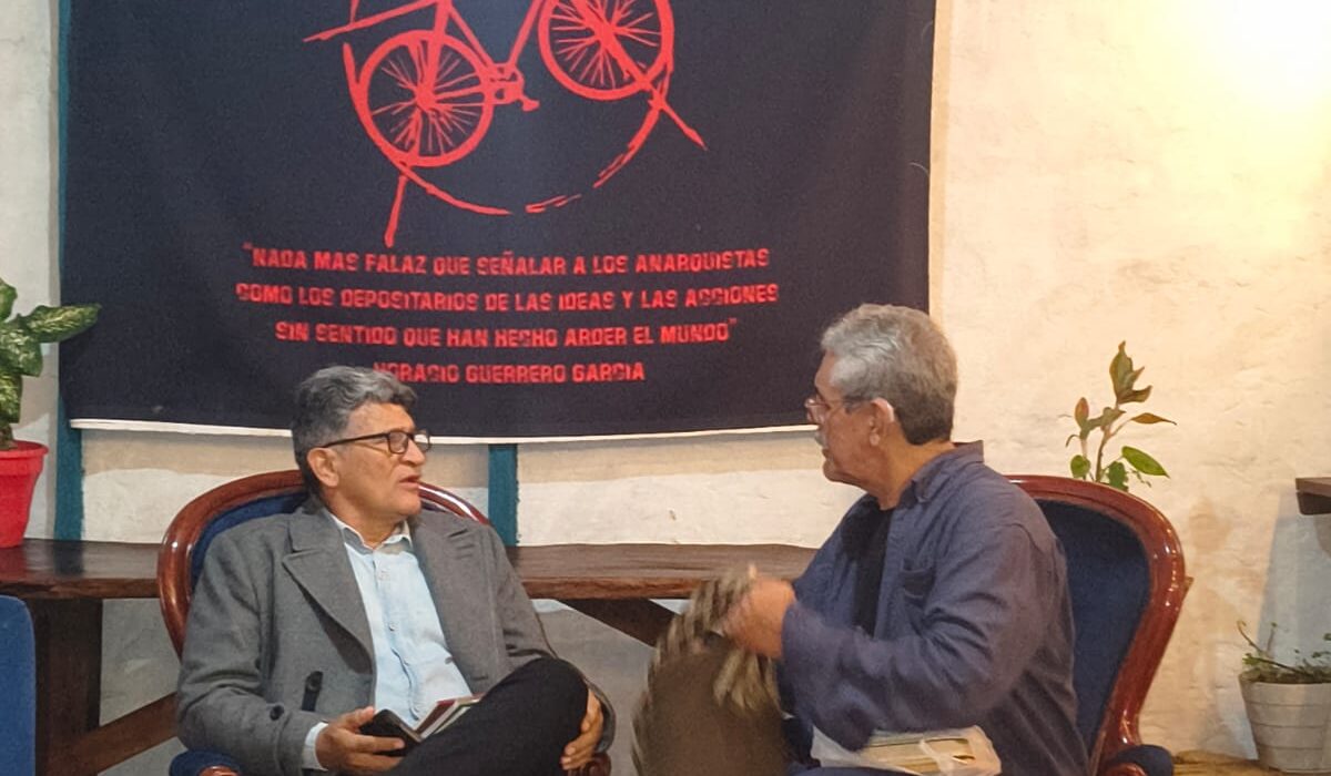 RECITAL DE POESÍA EN CASA BOHEMIA, SAN AGUSTÍN, COLOMBIA